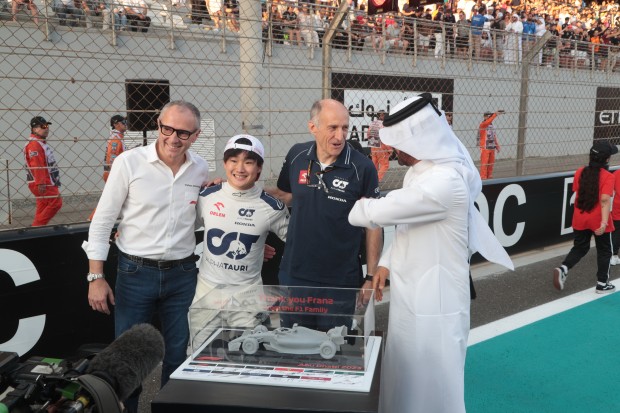 Max dominates final race in Abu Dhabi